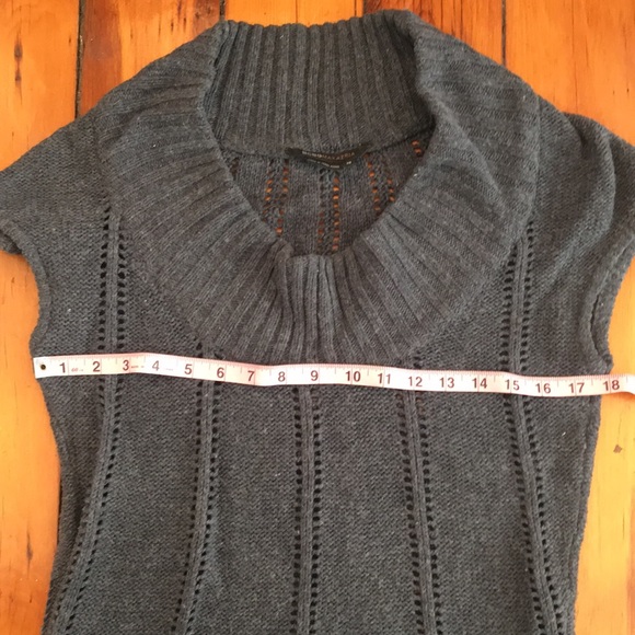 BCBG Gray Sweater Dress Size XS - Picture 5 of 7